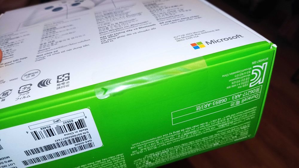 Nowy gamepad Xbox Series – biały, nieotwierany, oryginalne opakowanie