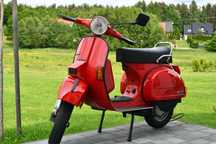 Piaggio vespa px80