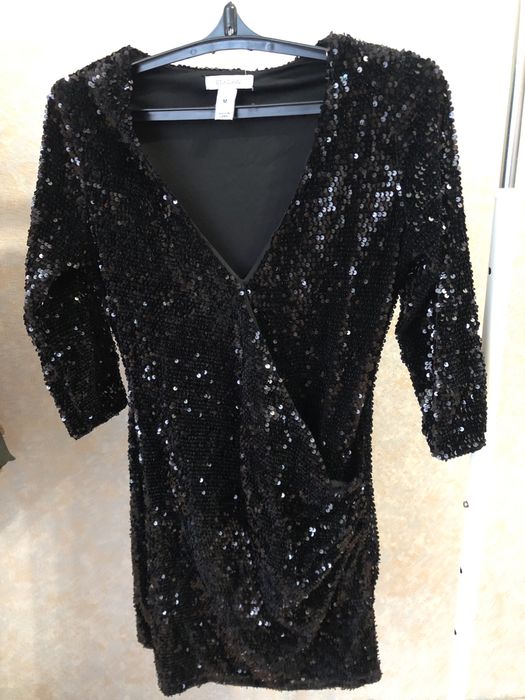 Плаття з паєток жіноче