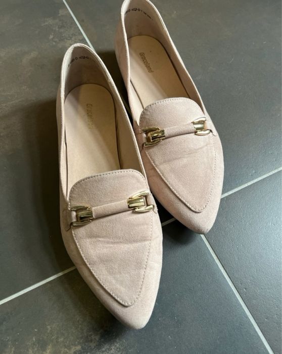 Лофери, балетки