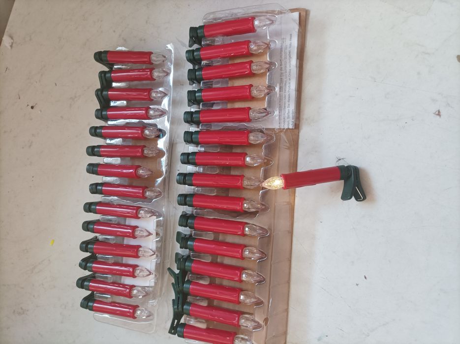 30 świeczek na choinkę