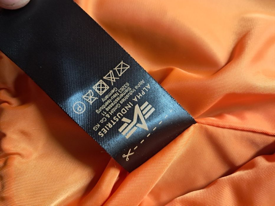 Бомбер alpha industries