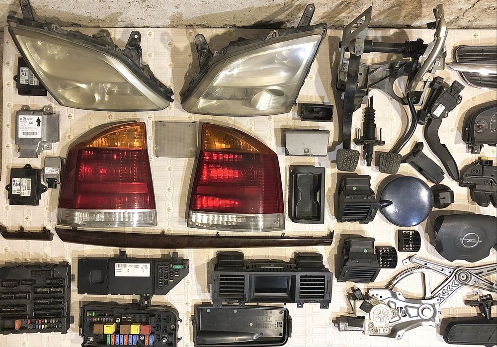 Сиденья вектра Ц 2003 седан передние/задние