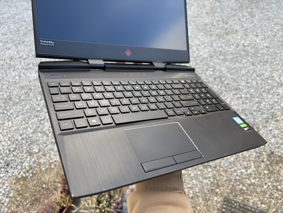 Hp Omen 15,6. I5 GTX 1650, 16GB ram