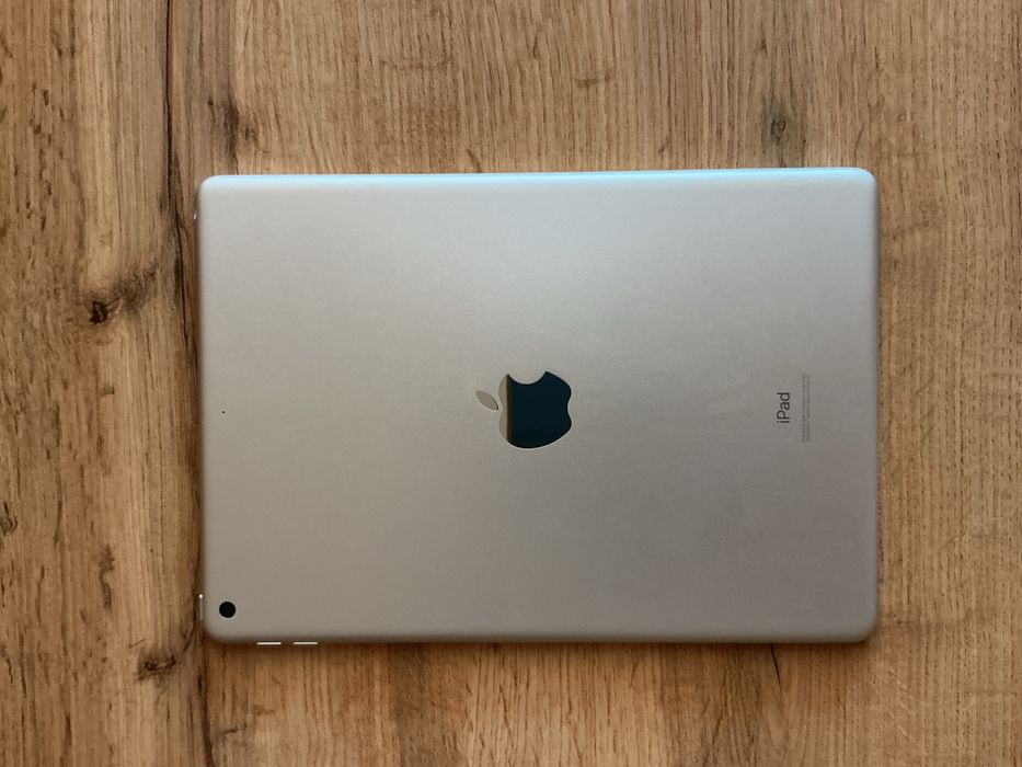Ipad  10.2 (9 Gen) A2602, 64g стан нового.