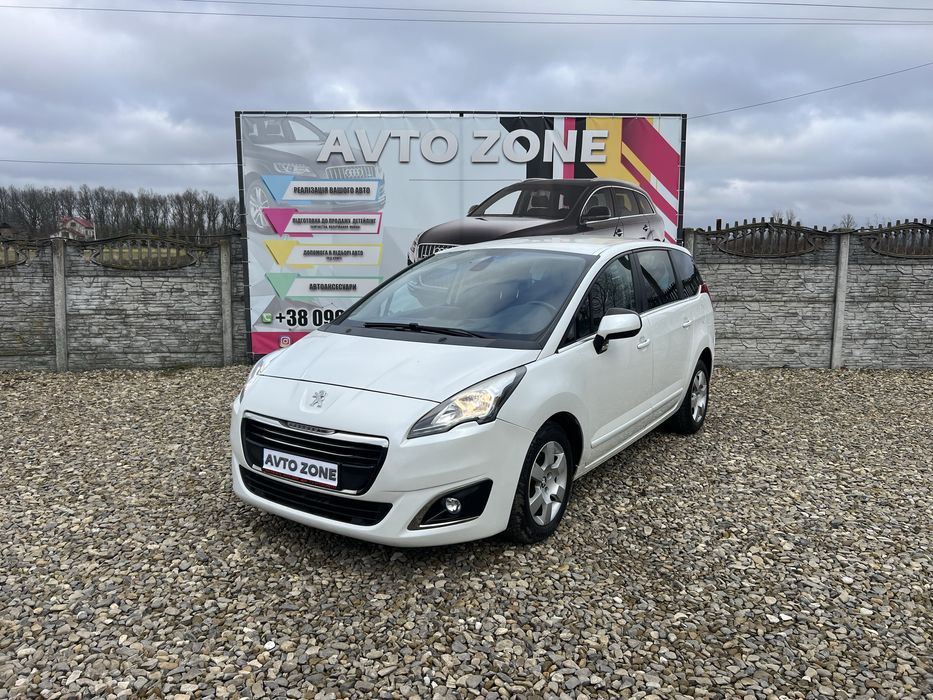 Сімейна машина в дуже гарному стані за всіма деталями телефонуйте