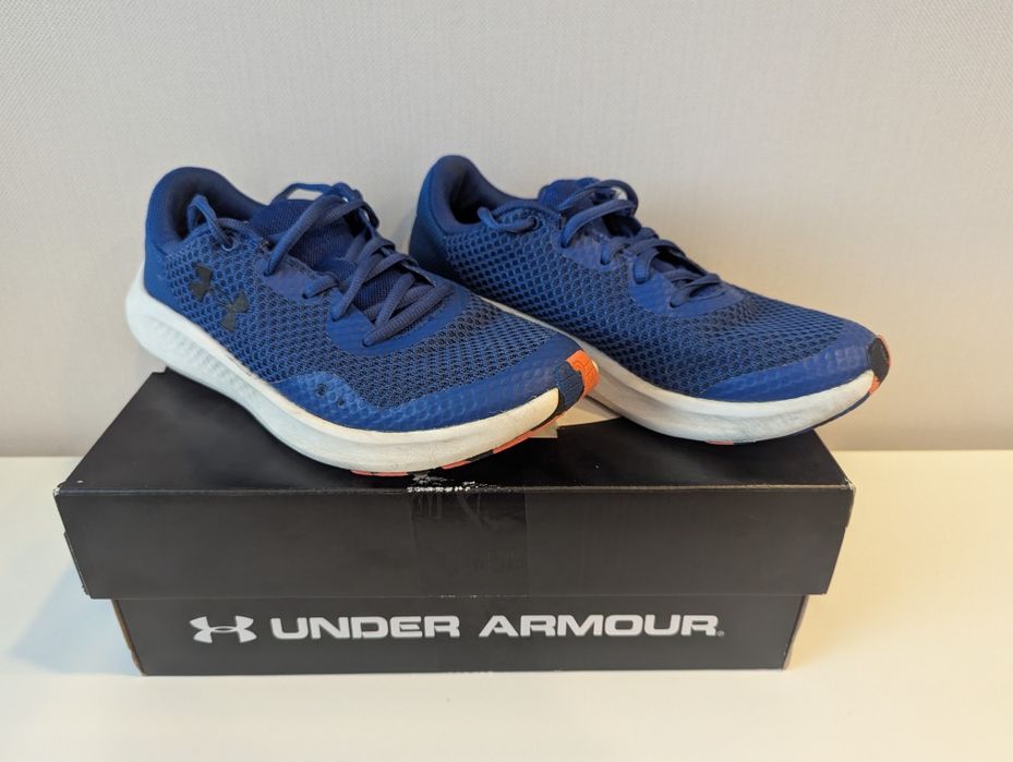 Кросівки Under Armour Pursuit 3, 24,5см., EU39