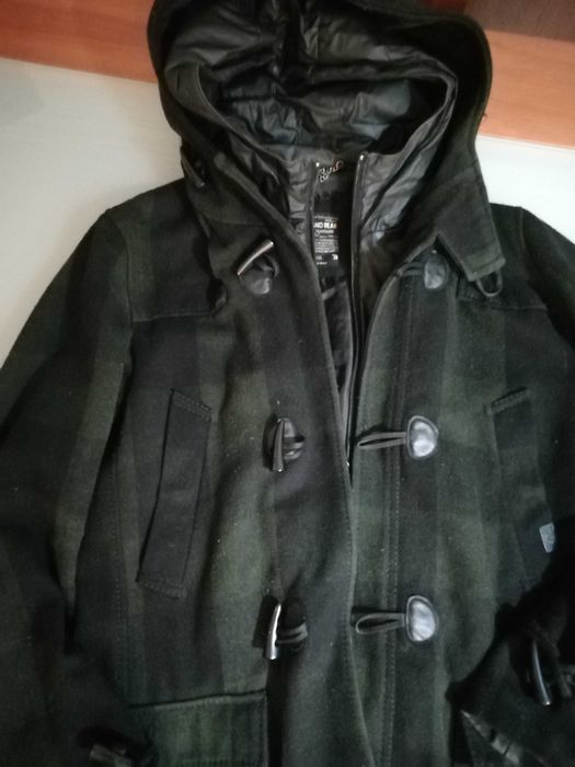 Blusão / Sobretudo - Impermeável	Pull&Bear - Usado em Bom estado