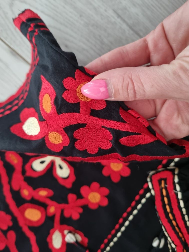 Nowa sukienka Zara xs haftowane kwiaty