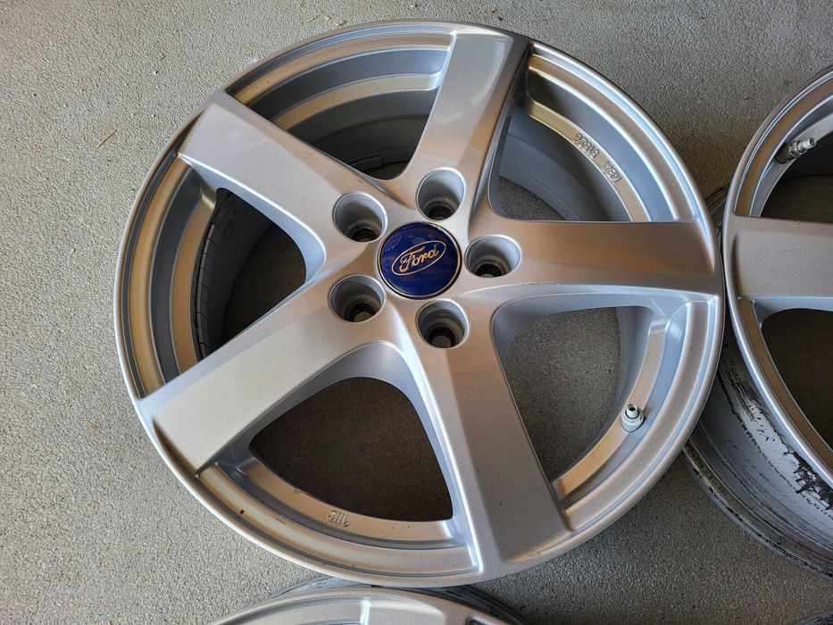 [828] Felgi aluminiowe FORD 16 Cali 5x108 Mondeo Focus C-max B-max