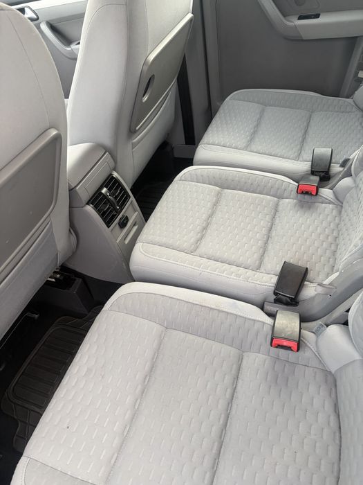 Вольцваген  туран газ  бензин 2010рік