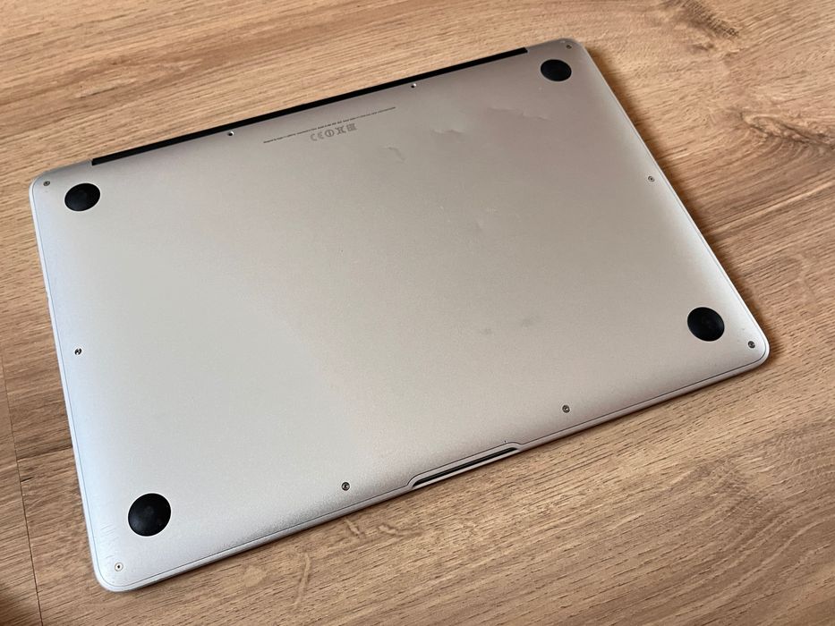  MacBook Air 13” A1466 (2014) • i5 • 8GB • 120GB SSD #29