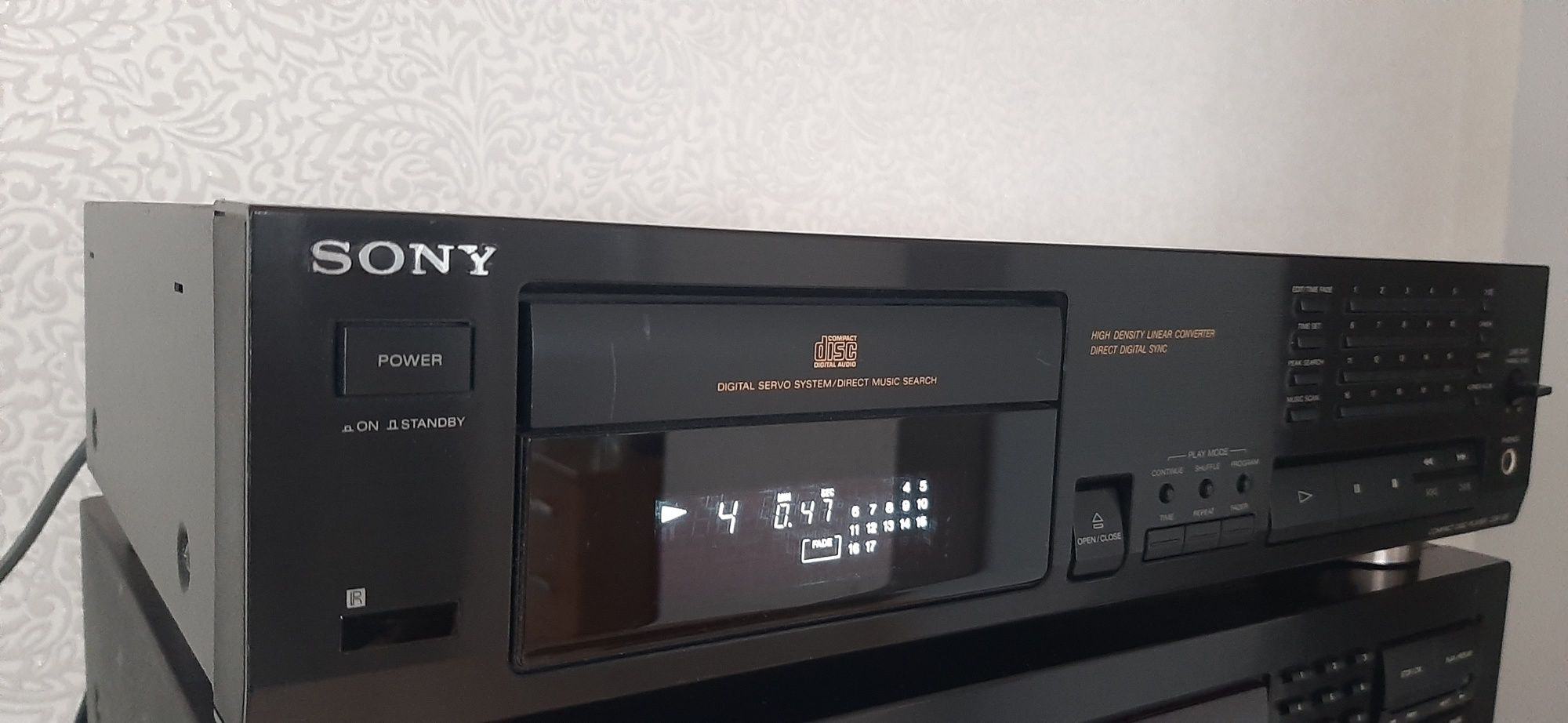 Sony Odtwarzacz CD CDP-597