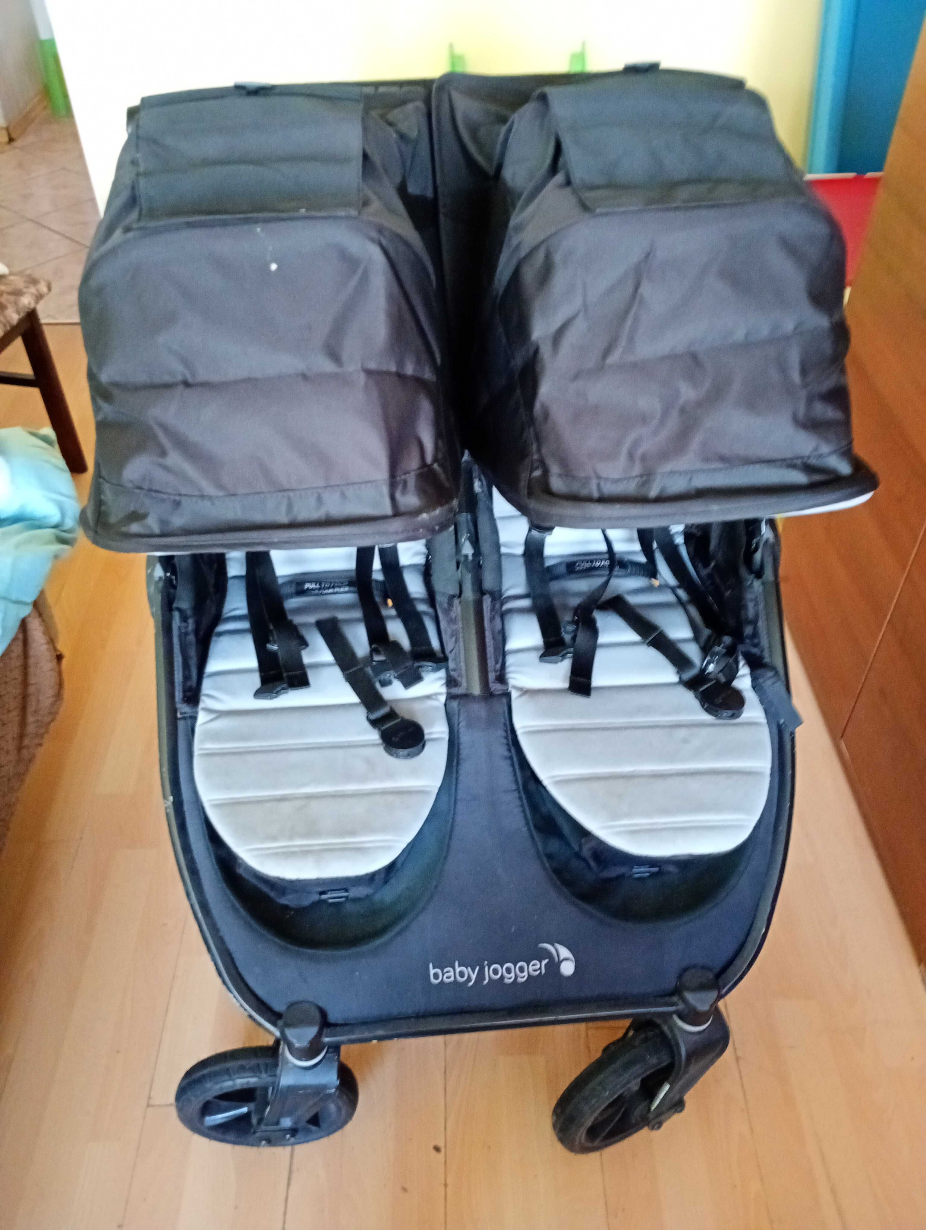 Wózek Baby Jogger dla bliźniaków