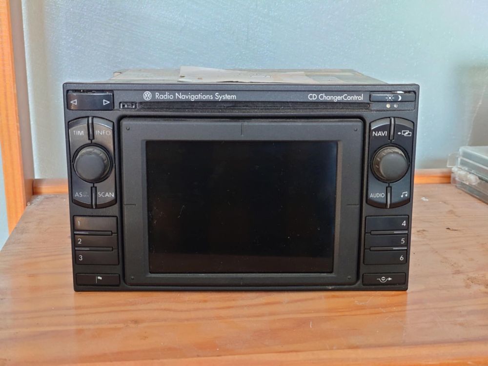Radio navigations system VW i Audi (passat)