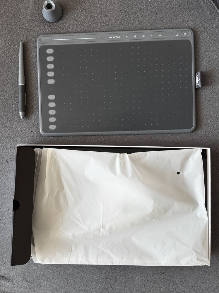 Tablet graficzny Huion HS611 – jak nowy