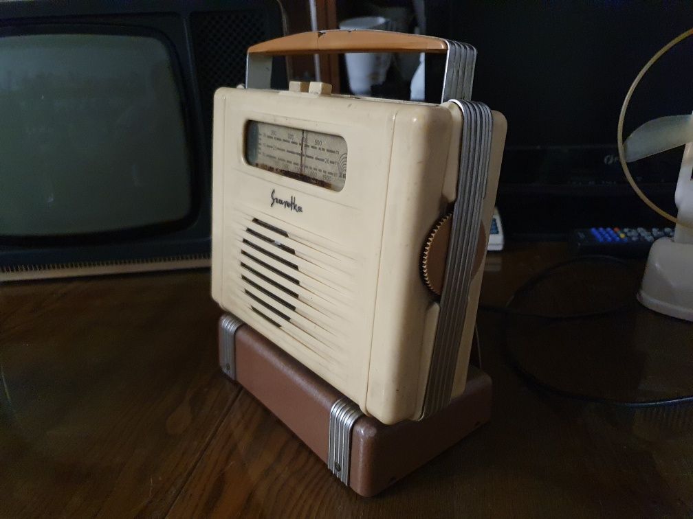 Radio lampowe SZAROTKA unikat sprawne design vintage