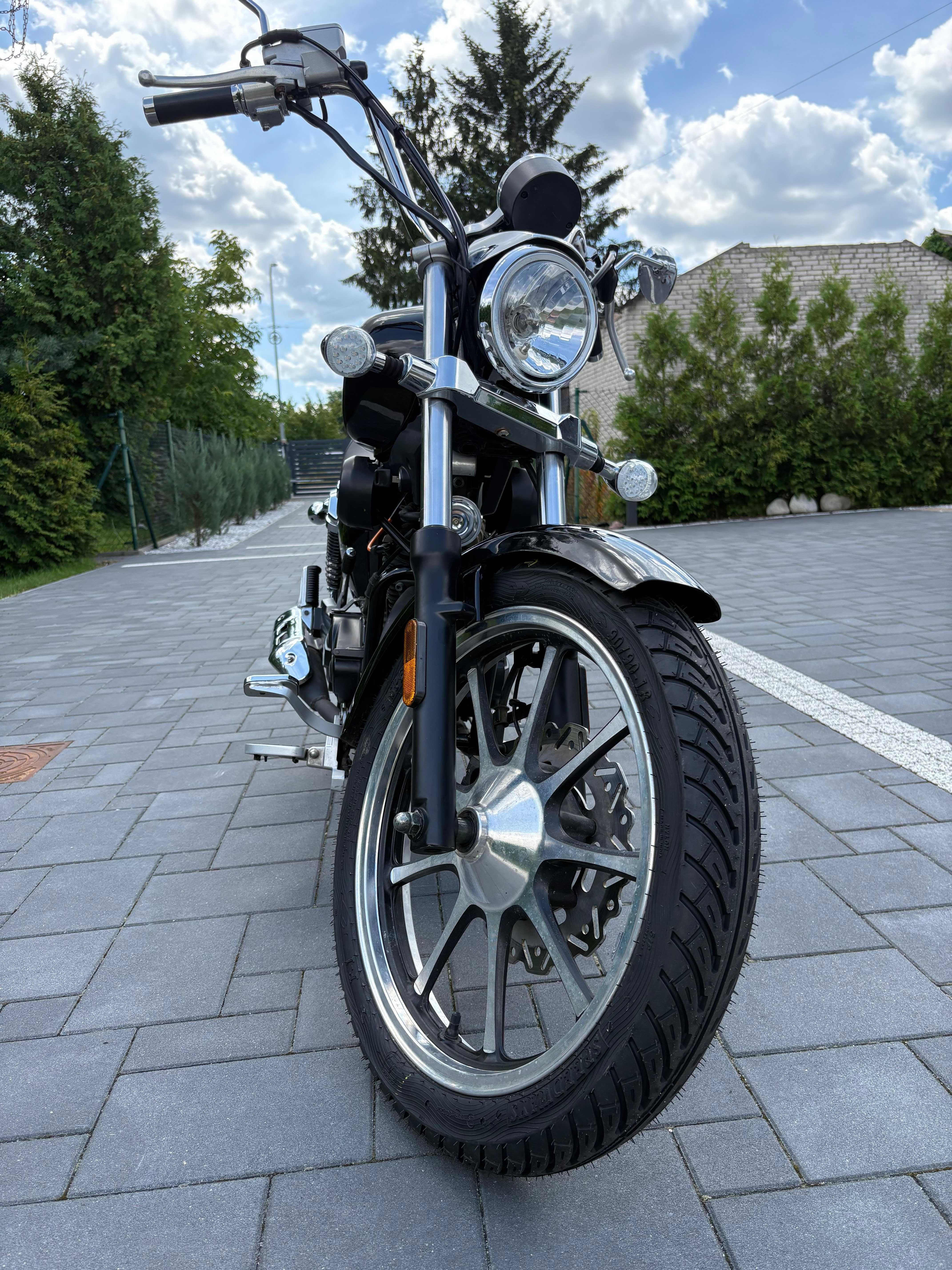 Junak M12 motocykl 125 cm3