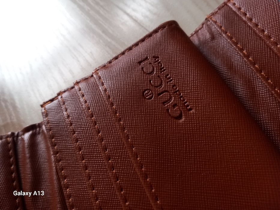 Gucci duży damski portfel