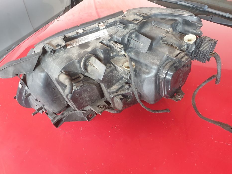 Farol direito xenom bmw serie 7 e65 f.2