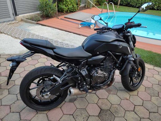 Wynajem Motocykla Yamaha MT 07 Wypożyczalnia