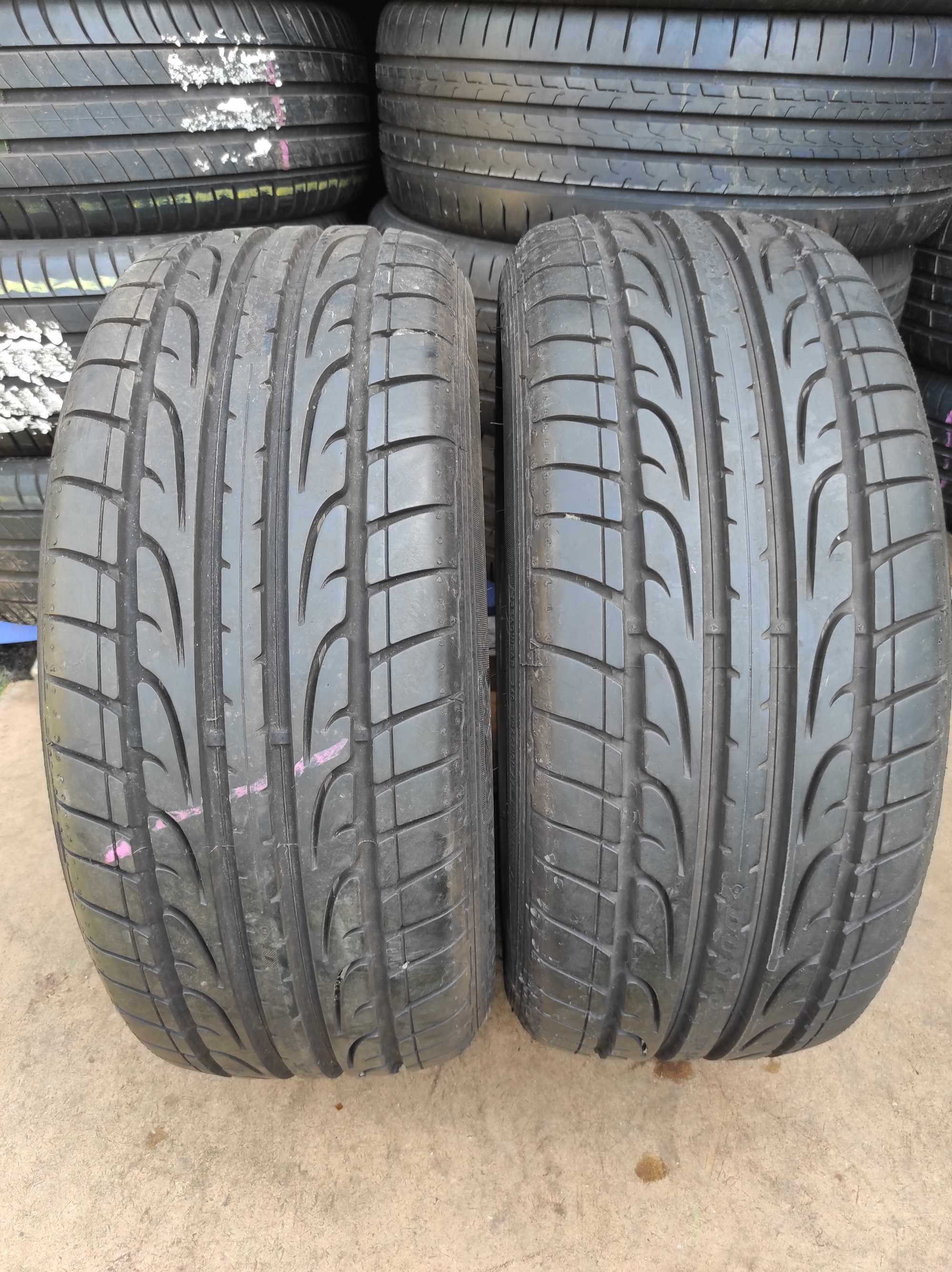 lato Dunlop 215/45/16 z 2017r 7.7mm