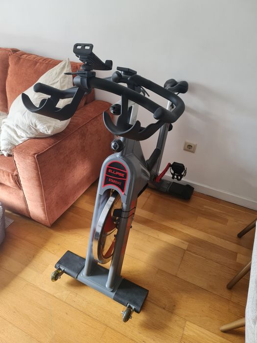 Spinning bike com mostrador
