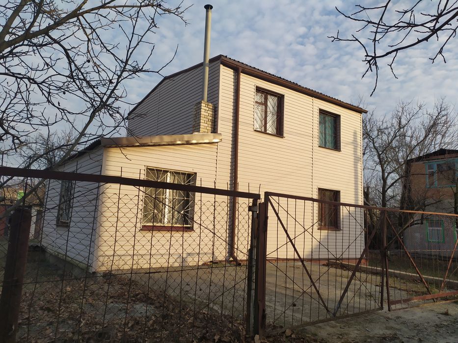 Будинок Новоселівка