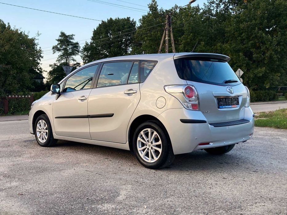 TOYOTA VERSO* 1.8 147KM* 10.2011r* 147.457km!! SERWIS*KAMERA*NAVI*