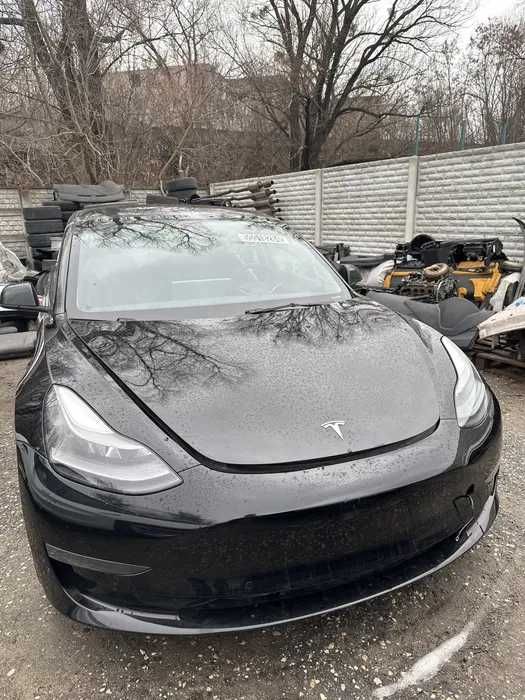 Продам капот для Tesla Model Y / Model 3