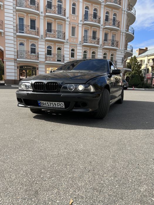 Продам БМВ Е39 3.5 бенз