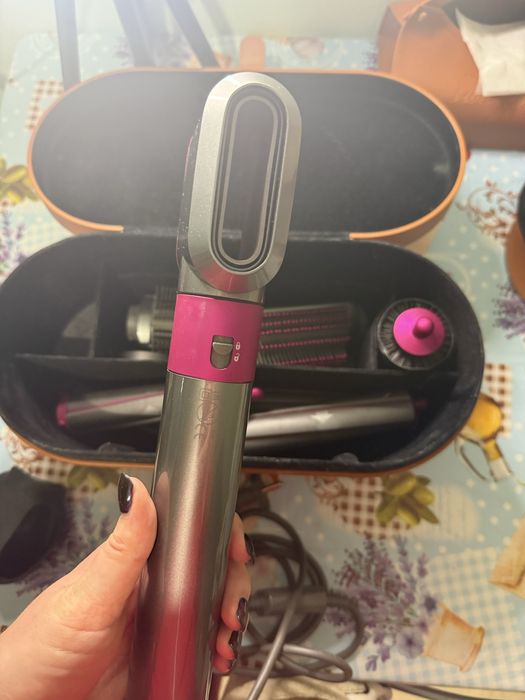 Dyson перша серія