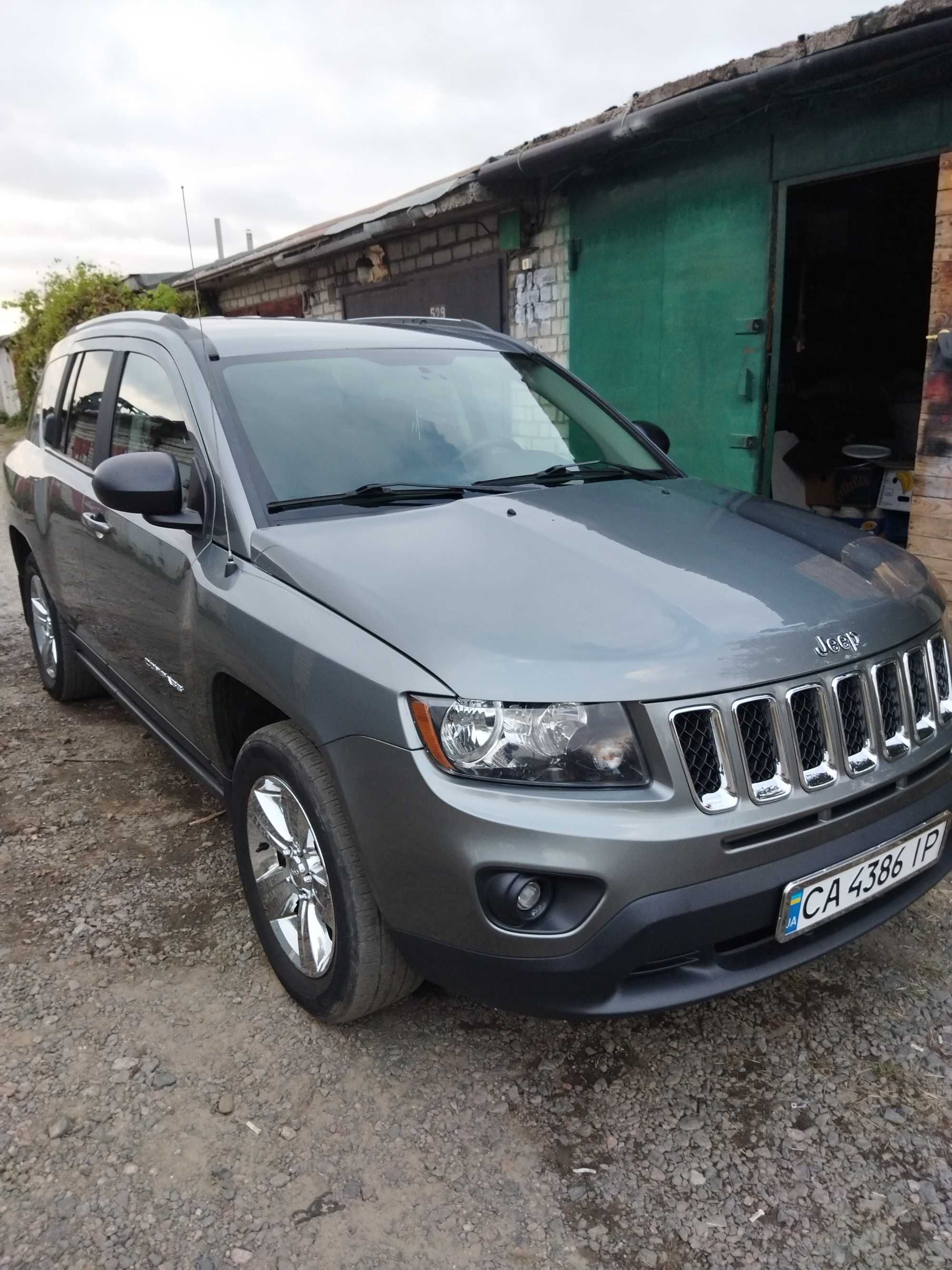 Продам Jeep Compass 2013