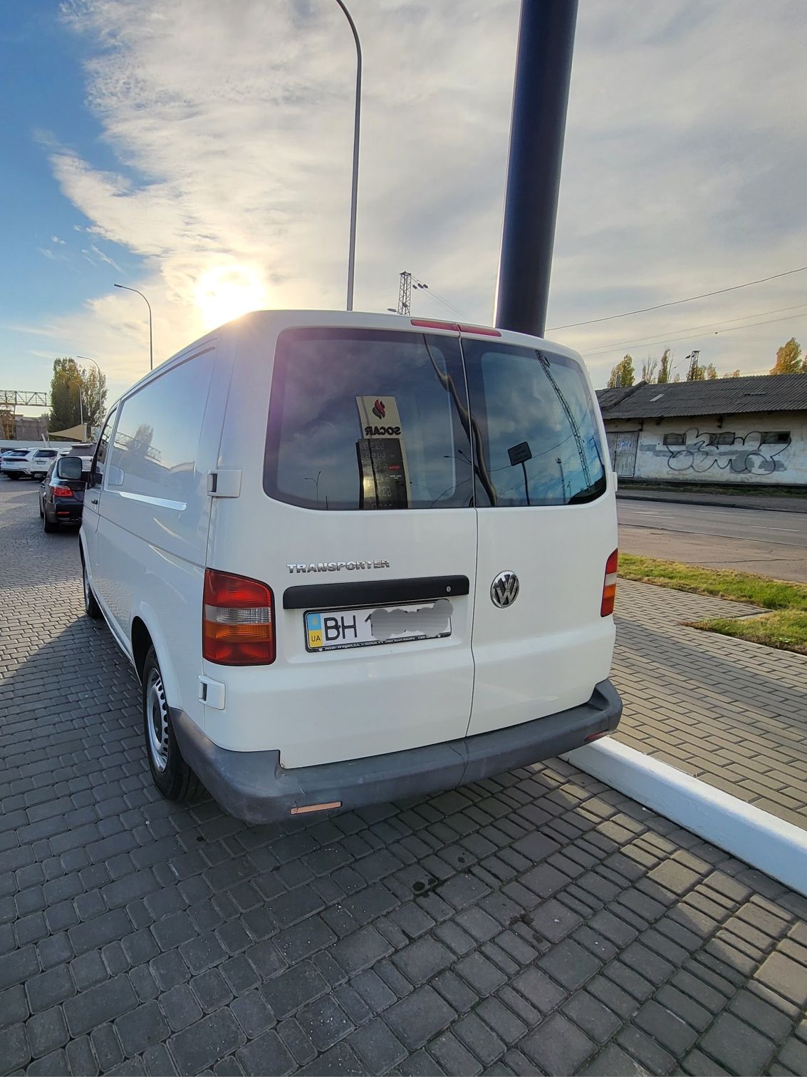 Продам VW transporter t5 1.9 tdi. Грузовой