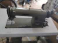 Máquina costura industrial