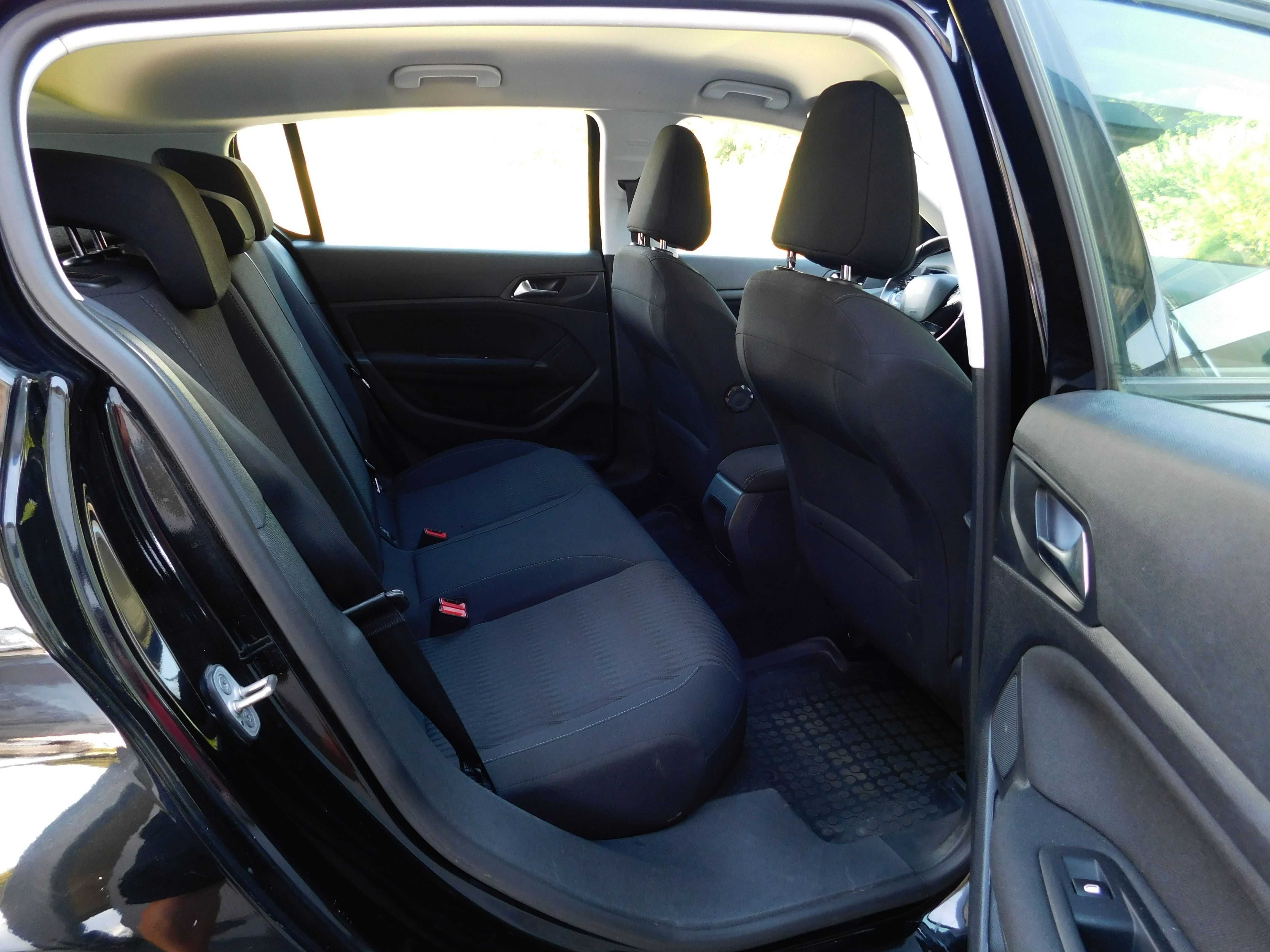 Peugeot 308**2016**100tys.km Przebiegu**Salon Polska**Tablet
