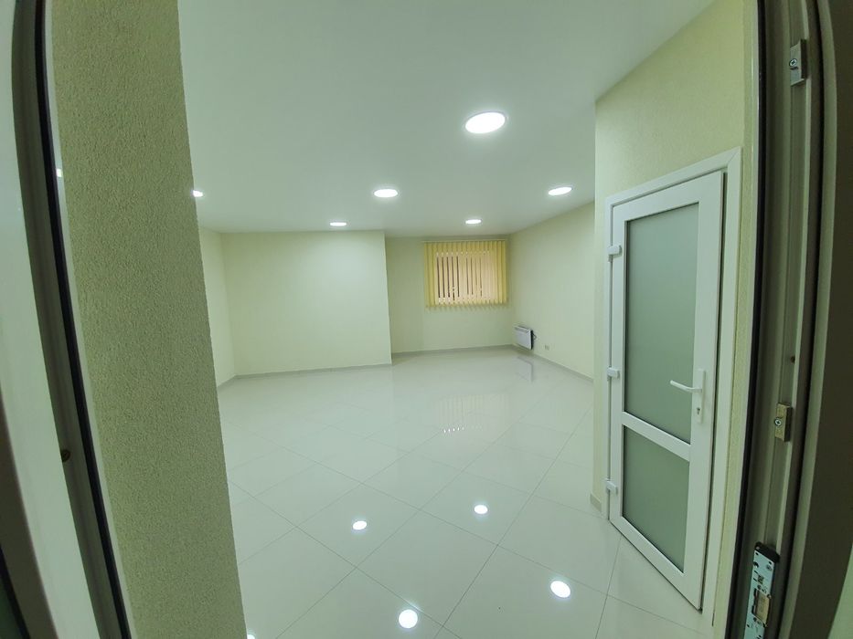 Продам  помещение .40м2 .Центр. Ирпень.ЖК Центральный.