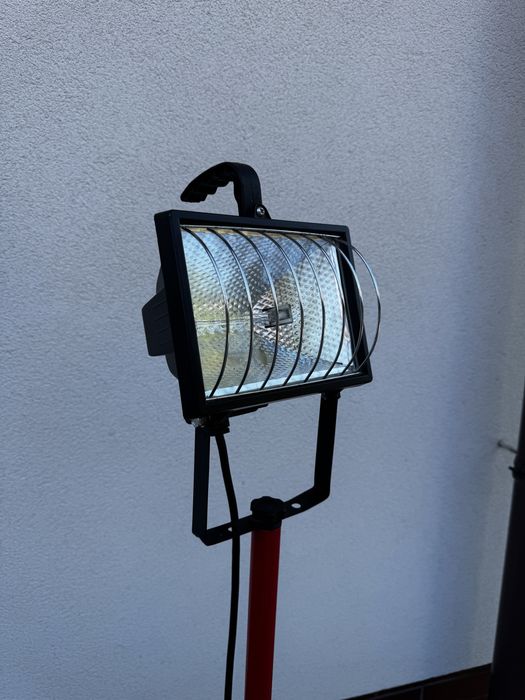 Lampa halogenowa na statywie SKAN OS100013