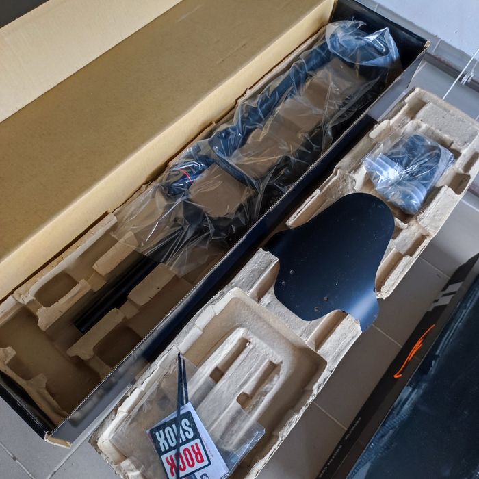 Amortyzator ROCK SHOX SID SL Select 29 BOOST 100mm z blokadą