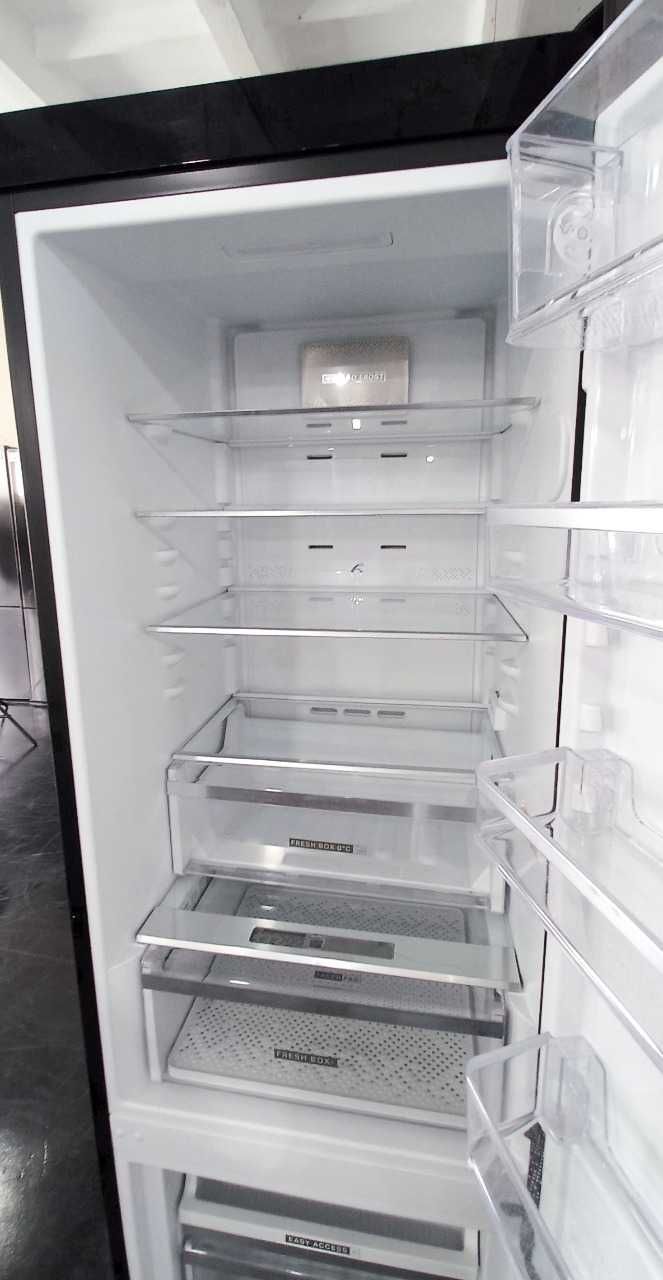 Холодильник WHIRLPOOL W9 931D KS з No Frost інверторний A+++