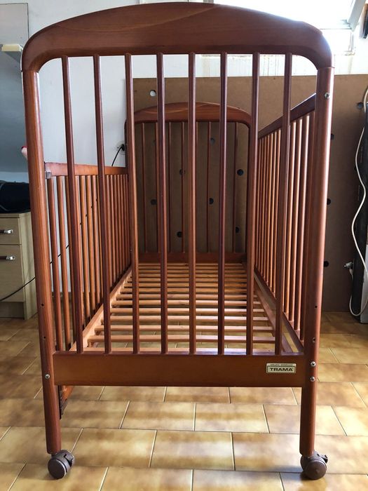 Cama de bebé Marca Trama