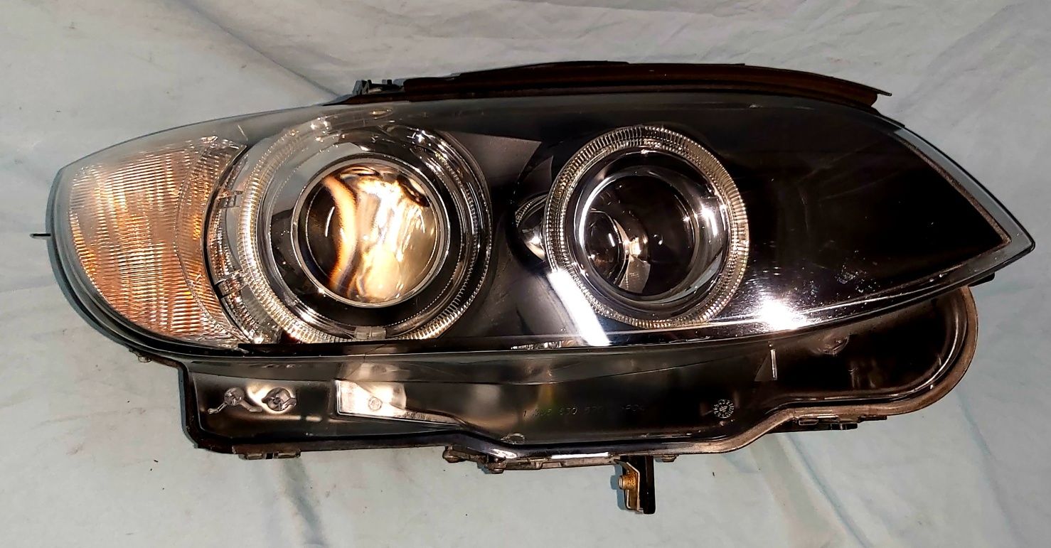 BMW 3 E92 E93 Lampa Prawa Przód BI XENON Europa