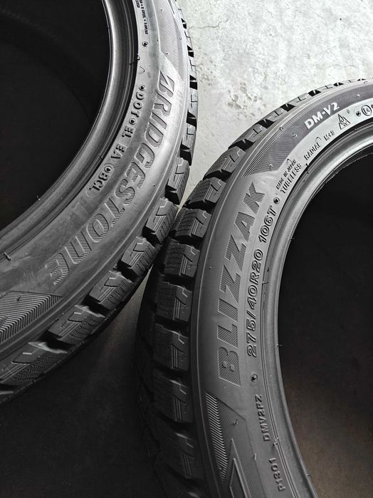 2шт R20 275 40 Bridgestone Blizzak DM-V2 зимові шини преміум як нові