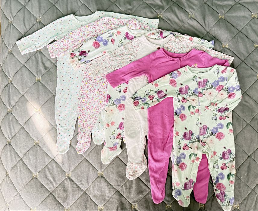 Одяг для дівчинки