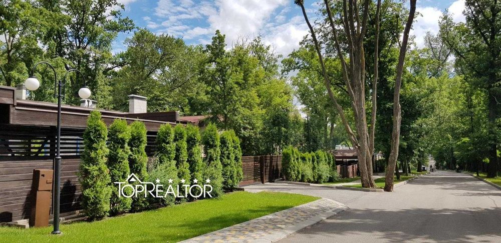 Офис продаж КП Park House предлагает участок 20 сот. в лесопарке