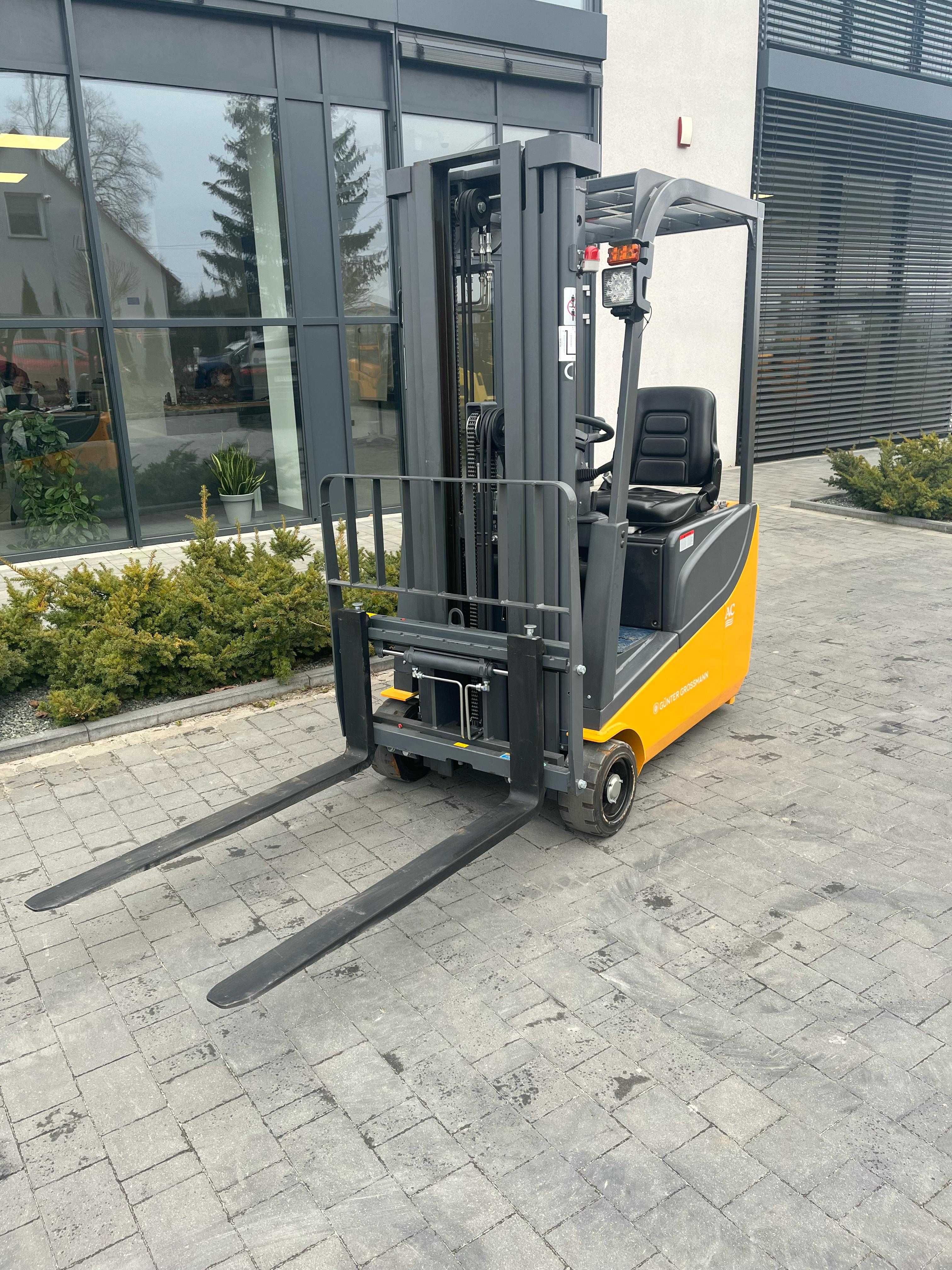 Trójkołowy wózek widłowy Gunter Grossmann. Magazyn. 1,5 T