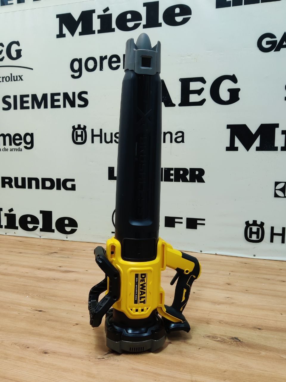 Blower DeWalt™ DCBL722. Повітродувка, воздуходуйка. Дуйка повітряна.