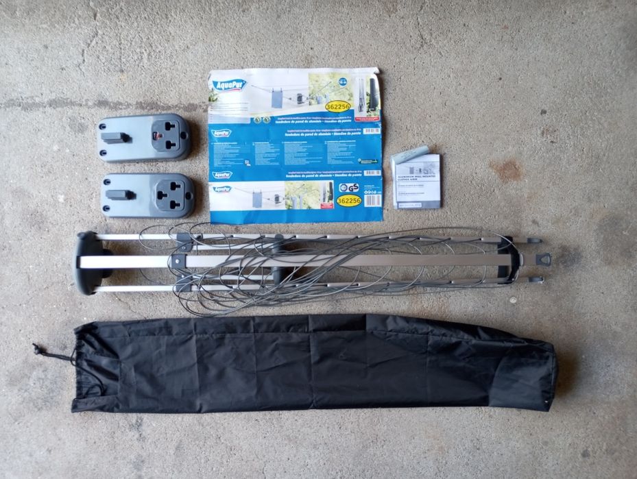 Estendal de parede em alumínio roupa