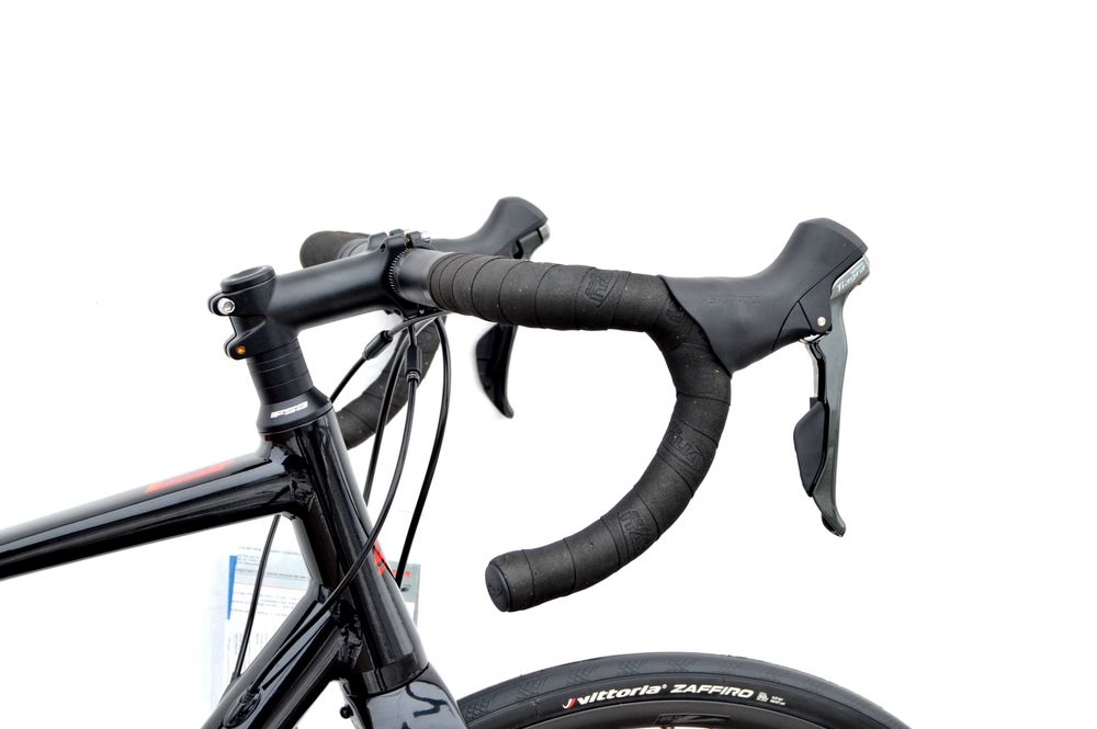 FV23 mała szosa FUJI SPORTIF 1.3 komfortowa allroad Road+ endurance XS