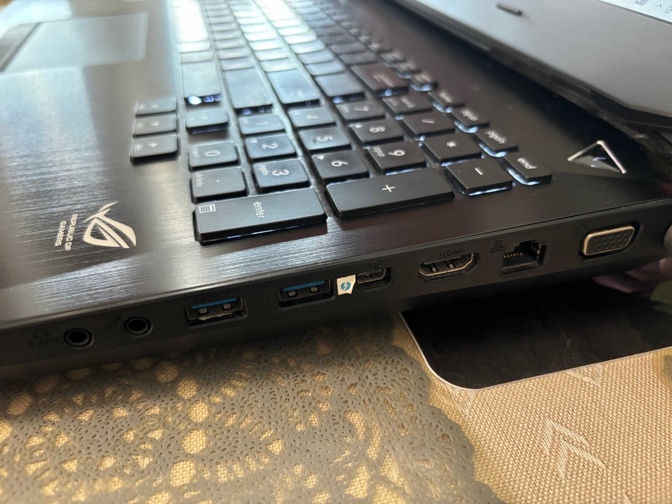 Asus ROG G750JH-T4066H